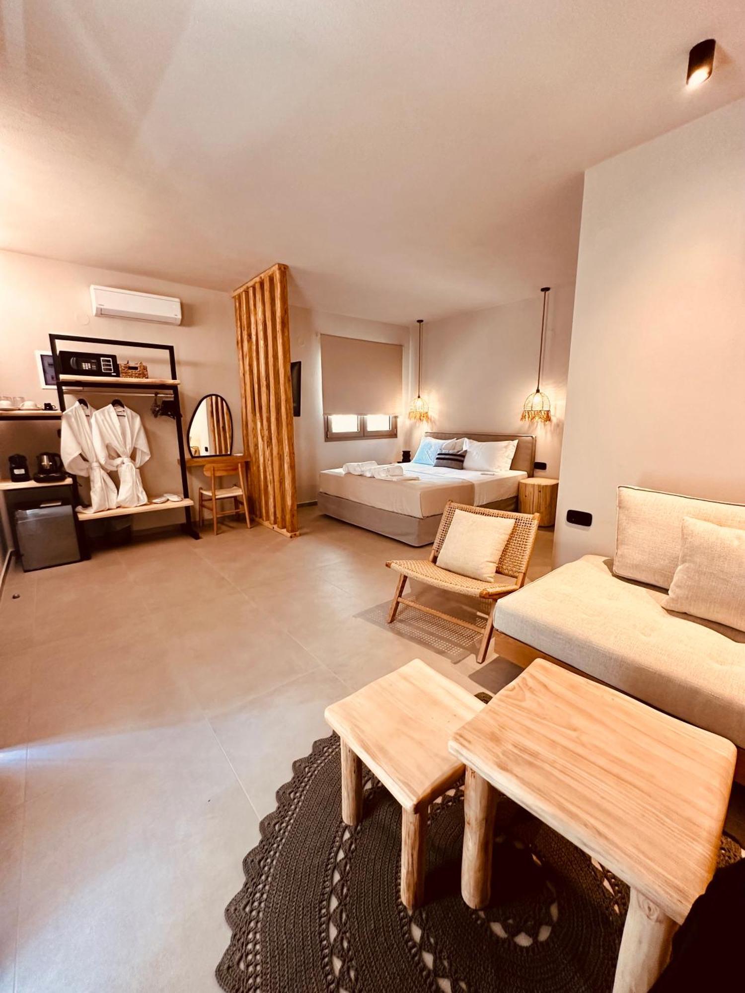 Amo Golden Suites Chrisi Ammoudia Esterno foto