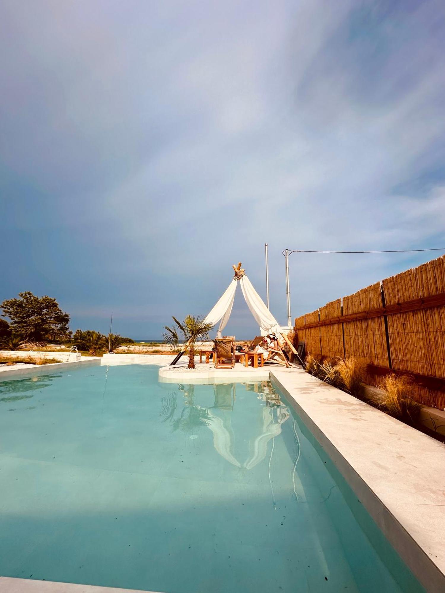 Amo Golden Suites Chrisi Ammoudia Esterno foto