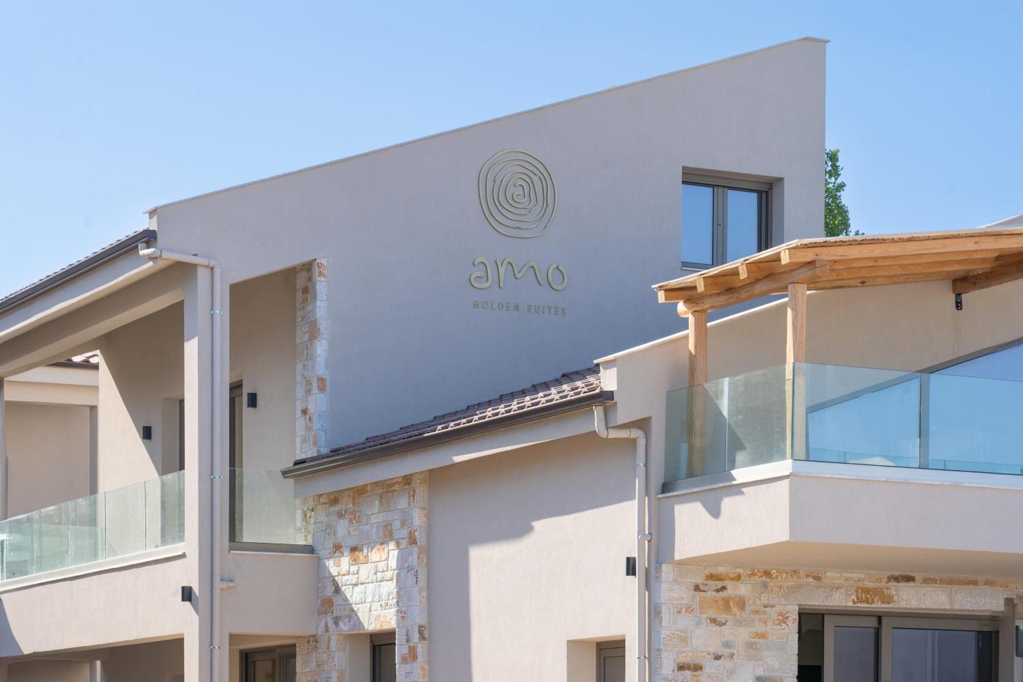 Amo Golden Suites Chrisi Ammoudia Esterno foto