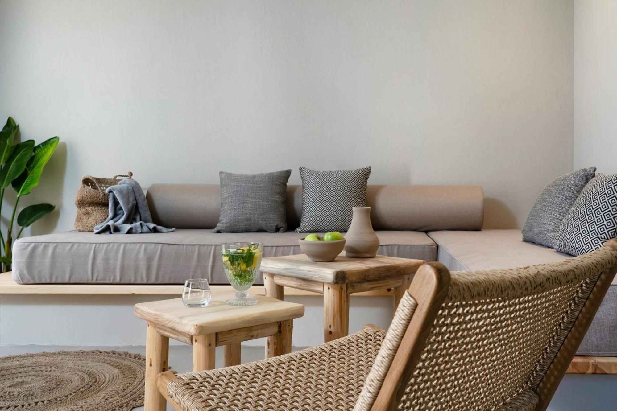Amo Golden Suites Chrisi Ammoudia Esterno foto