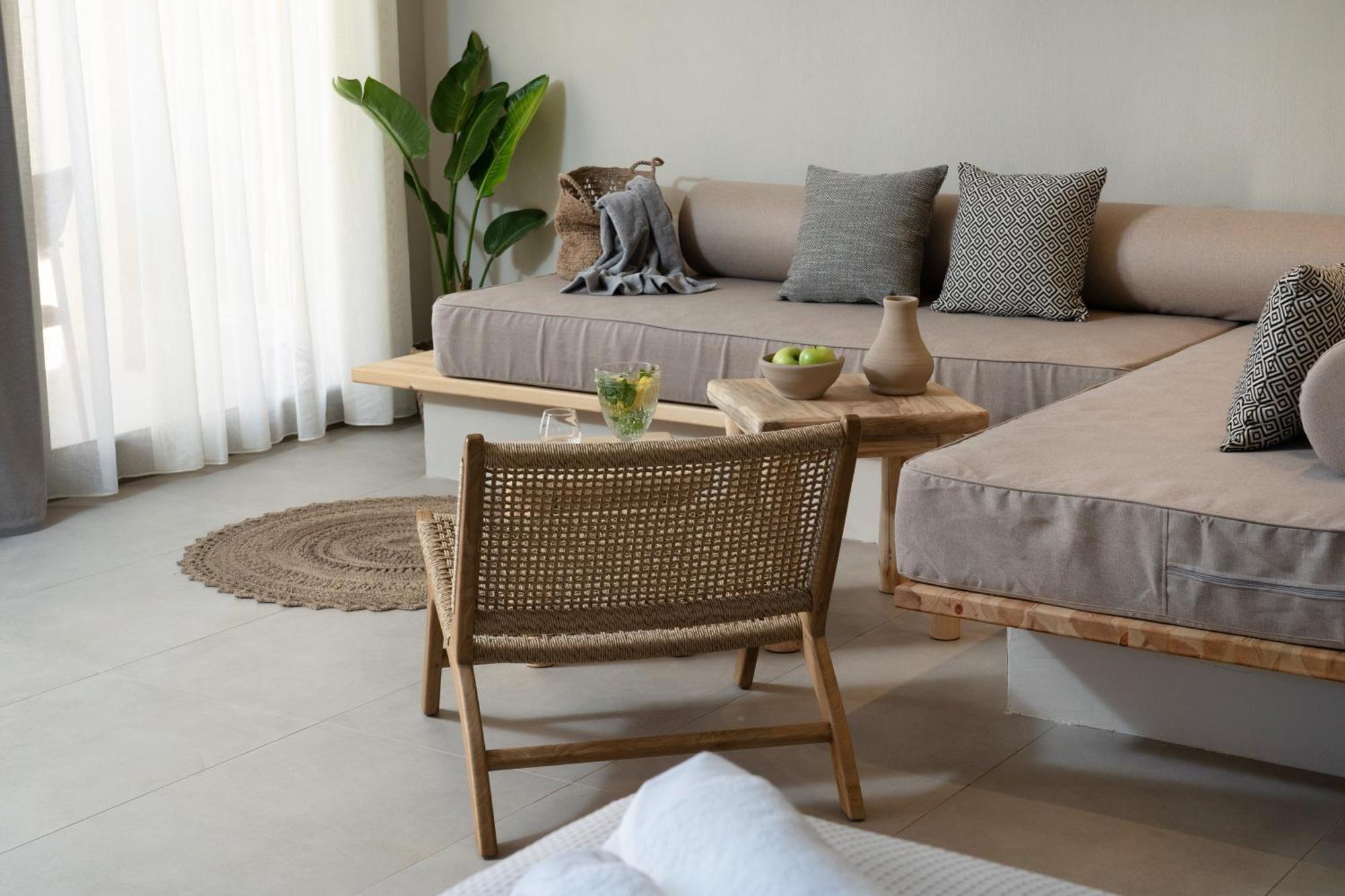 Amo Golden Suites Chrisi Ammoudia Esterno foto