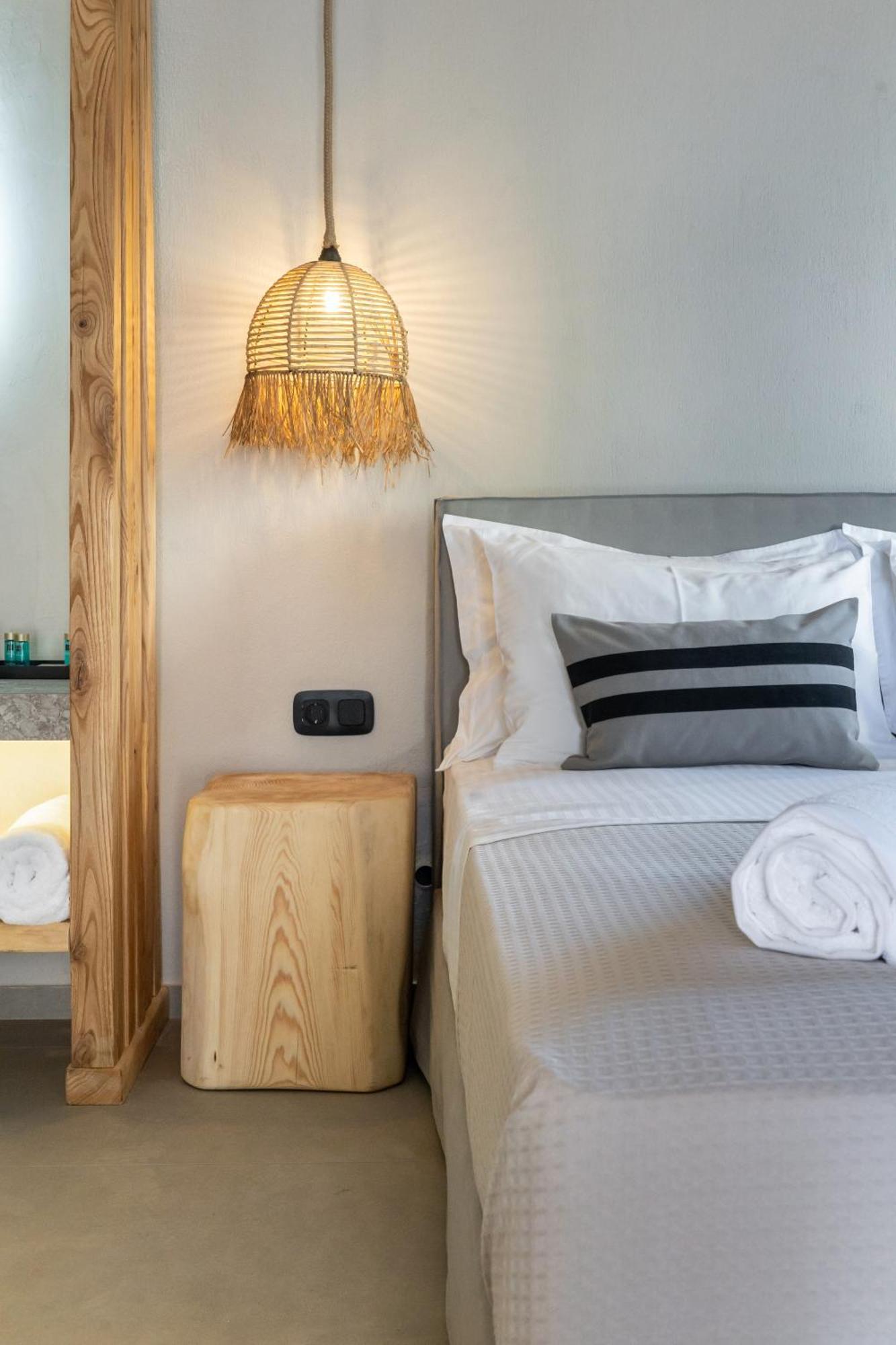 Amo Golden Suites Chrisi Ammoudia Esterno foto